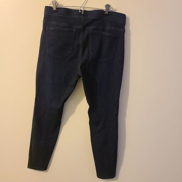 J JILL Denim Jegging size 8 P - Picture 2 of 8